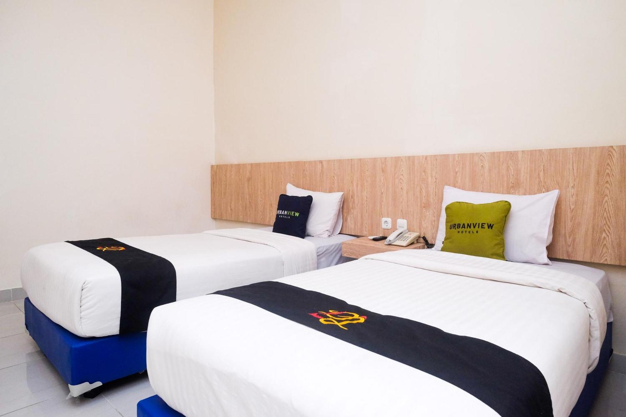 Hotel Urbanview Dj Tegal (Central Java)